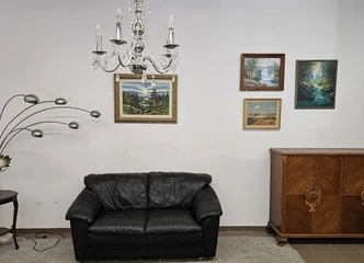 Juoda odinė sofa 1,75 m ilgio – puikus pasirinkimas už mažiausią kainą!