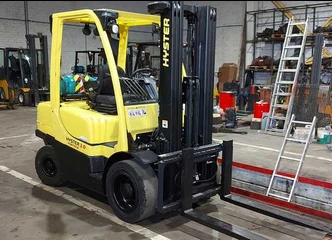 Peržiūrėti skelbimą - Naudotas dyzelinis šakinis krautuvas Hyster H3.0FT