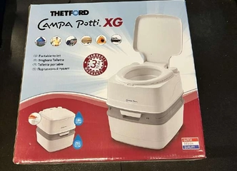 Nešiojamasis tualetas su indikatoriumi – patikimas ir patogus Qube XGL 21L