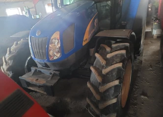 Naujas traktorius už puikią kainą! New Holland TL100