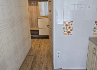 Šilutės centre nuomojamas 2 kambarių butas su viskuo!