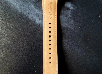 Modernus Fossil laikrodis su odiniu diržu – sutaupyk iki 90€