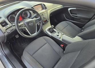 Saugus įsigijimas: Opel Insignia su visais dokumentais