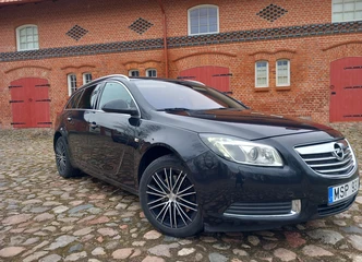 Opel Insignia universalas: idealiai paruoštas kelionėms!