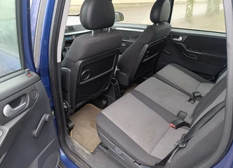 Opel Meriva – erdvus salonas ir patogus važiavimas