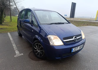 Hečbekas Opel Meriva 1.4: mechaninė pavarų dėžė ir komfortas!