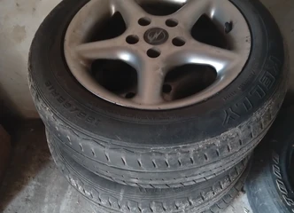 Opel ratlankiai su padangom 185/65/R15 – puikus pasirinkimas!