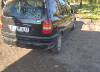 700 € už Opel Zafira – pilnai važiuojantis dyzelinas!