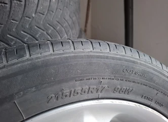 Naudoti Mitsubishi ratai R17-5x114.3 su padangomis už 150 €!