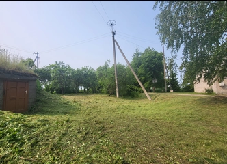 Įsigykite namo dalį su 0.37 ha sklypu ir vaismedžiais!