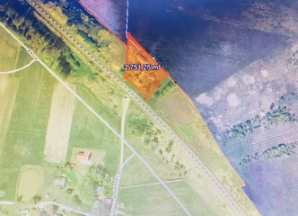 Ieškote ramybės gamtoje? Parduodama namo dalis Pangirių kaime!