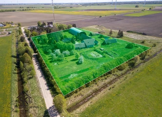 SODYBA SU 2.3 HA ŽEMĖS: RAME VAIKYSTÈ!