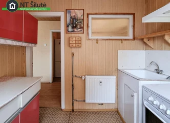 Butas su įstiklintu balkonu ir rūsiu