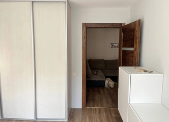 Butas su baldais, buitine technika ir kondicionieriumi
