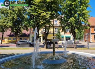 Gražus vaizdas į fontaną, renovuotas balkonas