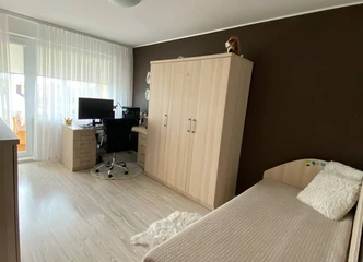 Parduodamas 4 kambarių butas Šilutėje - patogumas ir ramybė!