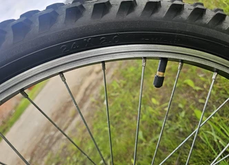 Pasiruoškite nuotykiams su vaikišku dviratuku – 24 colių ratai!