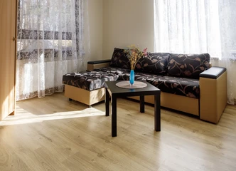 Parduodamas jaukus ir modernus 2 aukštų namas pušyne Šilutėje