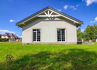 Šiuolaikiškas namas su 15.21 arų žemės, pritaikykite pagal save!