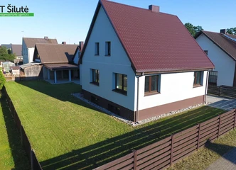 Gyvenamasis namas su 6.07 arų sklypu Šilutėje