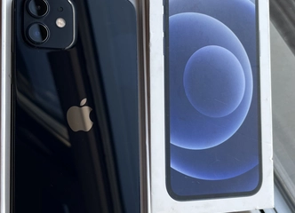 Patikimas Iphone 12 128GB su baterijos 87% ir komplektu