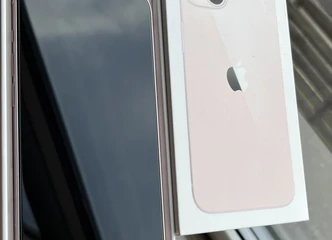 Peržiūrėti skelbimą - Parduodamas iPhone 13 128 GB.