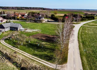 Namų valdai sklypas Juknaičiuose - žalia aplinka