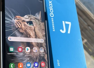 Parduodamas Samsung J7 2017 - puiki būklė, kaina 35 €!
