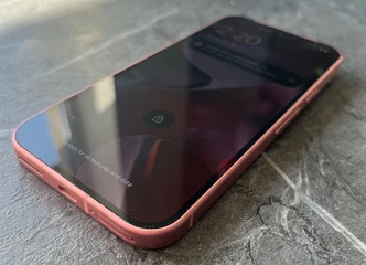 Parduodamas Google Pixel 9: rožinė elegancija ir galia!