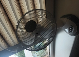 Vėsinis su 3 greičiais ir patogiu išjungimu