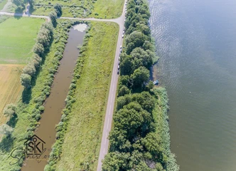 DVI ŽEMĖS SKLYPŲ GALIMYBĖS REKREACINIO TURIZMO