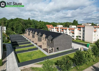 Asfaltuotas privažiavimas ir elektromobilių įkrovimo stotelės!
