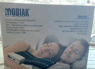 Slaugos lova, vežimėlis ir čiužinys – puiki kaina!