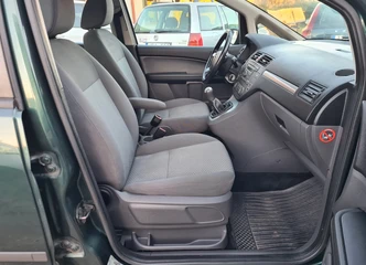 Parduodamas tvarkingas Ford C-Max su mažesniu km