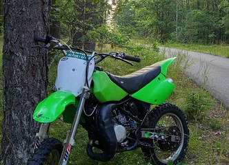 Kawasaki KX 80 – patikimas ir gerai veikiantis kartingas aerobikai ||