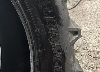 Aukštos kokybės nauja Mtz galinė padanga 18.4-34 – tik už 550 €