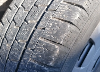 Parduodu padangas 225/70 15c – puiki kaina!