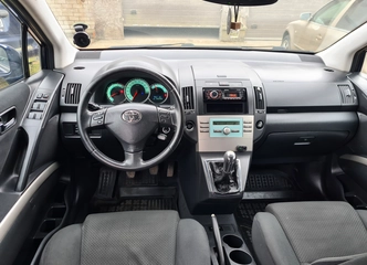 2005m Corolla Verso: idealus automobilis ilgoms kelionėms!