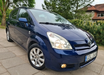 Toyota Corolla Verso 2005m: patikimumas ir erdvumas!