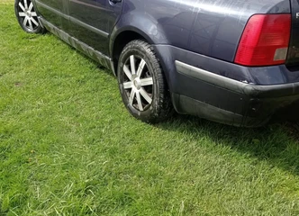 Pasitikėk VW Passat: kelyje užtikrinta klasika