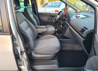 Ekonomiškas ir galingas VW Sharan su originaliu kilometražu 330 000 km