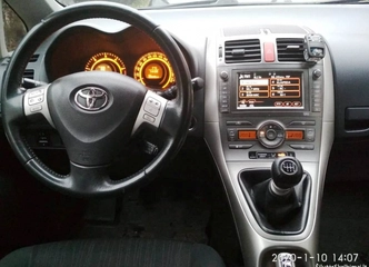 Toyota Auris nuoma Klaipėdoje – patikima ir ekonomiška