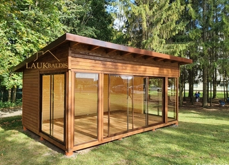 Mediniai gaminiai iš ąžuolo – ilgaamžiškumas ir estetika