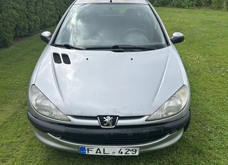 Pigiai ir patikimai – Peugeot 206 dyzelis iki 2026 m.