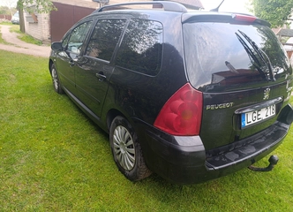 Patikimas Peugeot 307 benzinas su nauju akumuliatoriumi