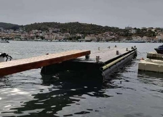 Pasirinkite patikimus pontonus – tvirti ir lengvi!