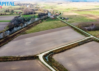 NETOLI RUSNĖS – TIK 2.85 KM NUO SKLYPO