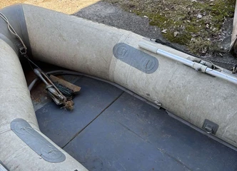 PVC valtis - kokybiška motorinė su dokumentais
