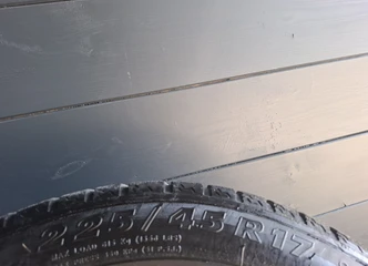 Padangos R17 5x112 66.6 – Pirkite, kol yra galimybė!