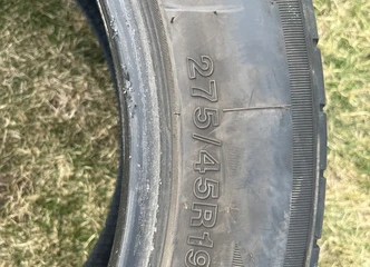 R19 275/45 padangų komplektas - skambink ir sužinok!